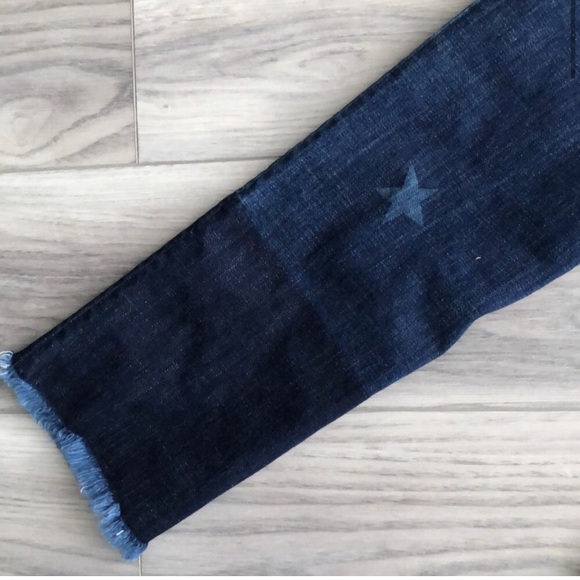 ✨ Cabi Jeans Slim Boyfriend Jeans - Picture 2 of 10